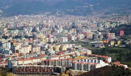 Ministrja Gjermeni: Prioritet, legalizimi dhe urbanizimi i zonave informale